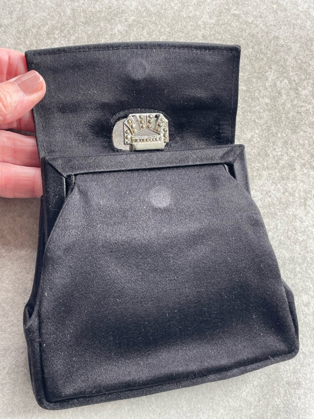Barney’s New York Black Satin Fold Over Clutch With Marquisette Clasp NWOT - Picture 8 of 14